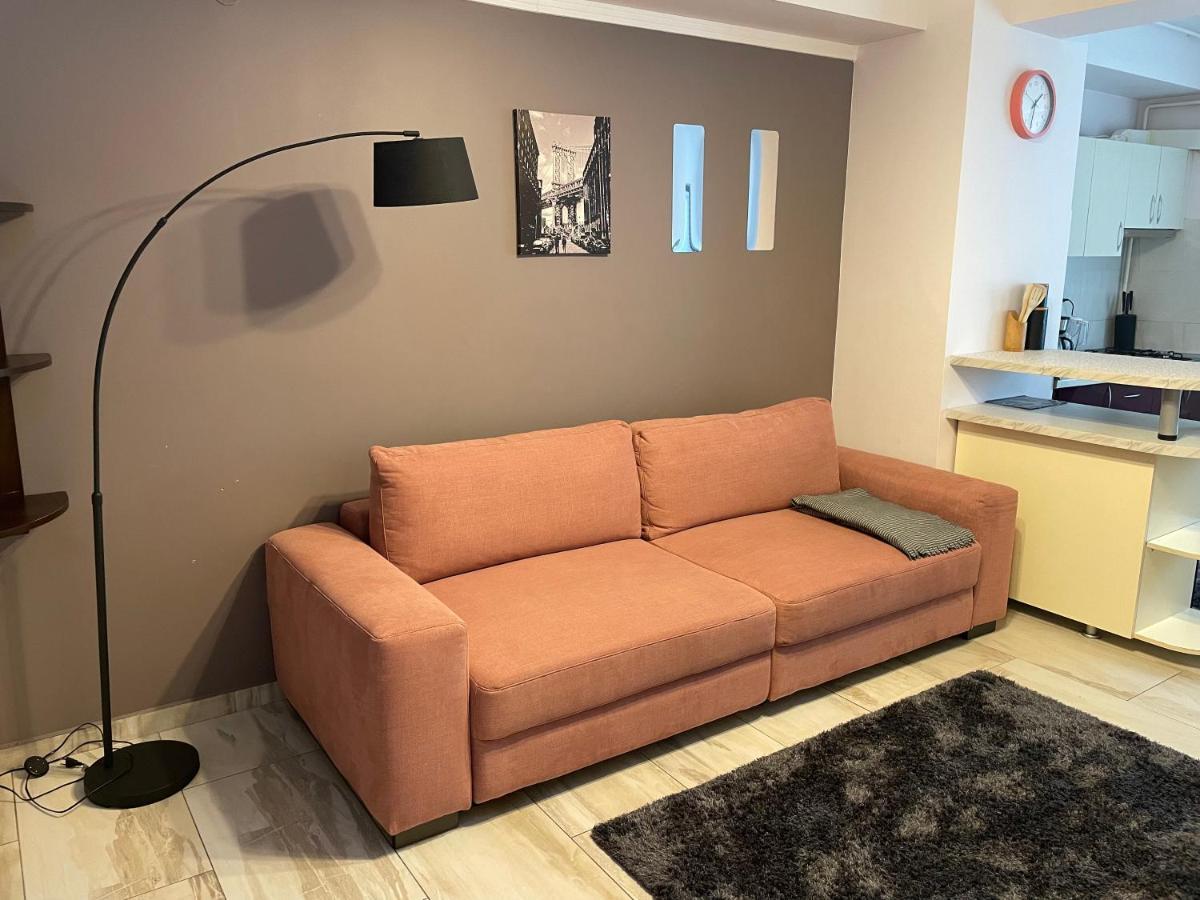 Le Lupin / Center Apartment Яш Екстериор снимка